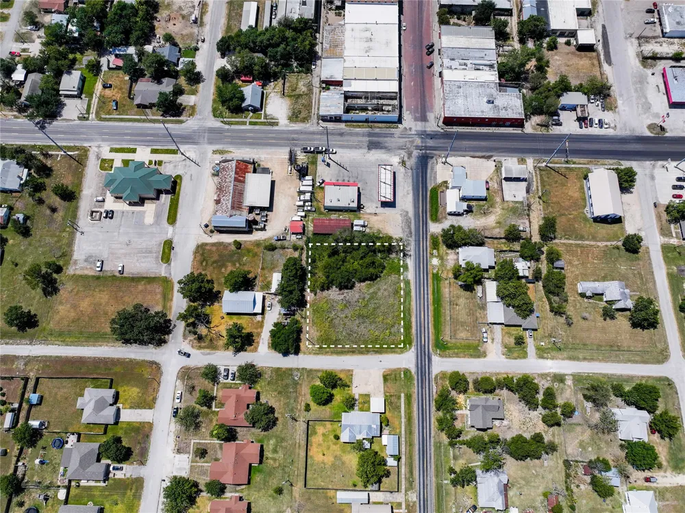 311 E Clark Street Bartlett, TX 76511