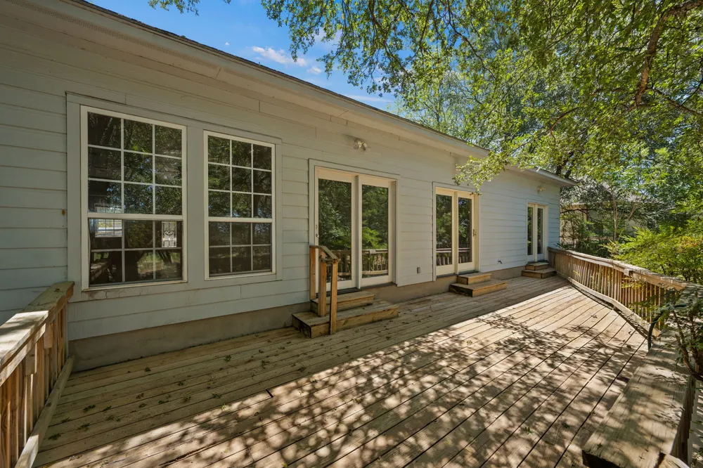 98 Brookhollow Drive Wimberley, TX 78676