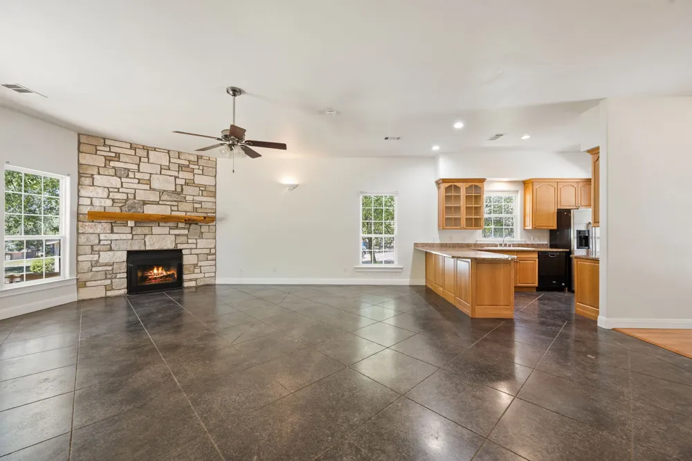 98 Brookhollow Drive Wimberley, TX 78676