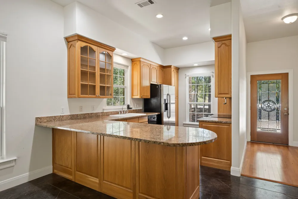 98 Brookhollow Drive Wimberley, TX 78676