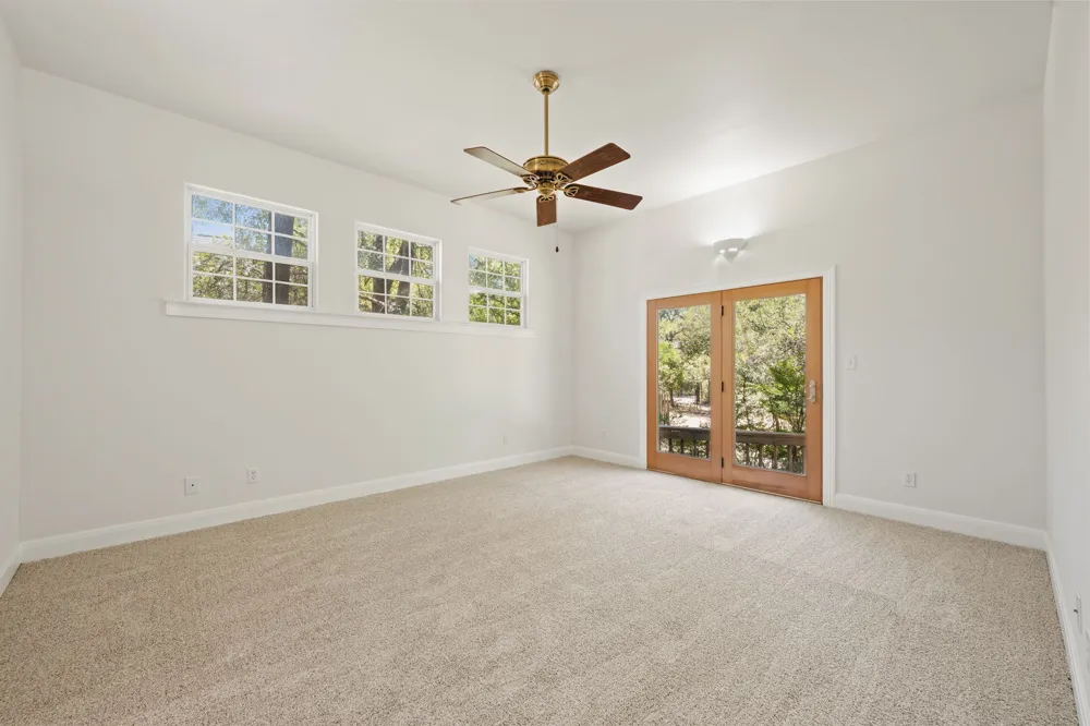 98 Brookhollow Drive Wimberley, TX 78676