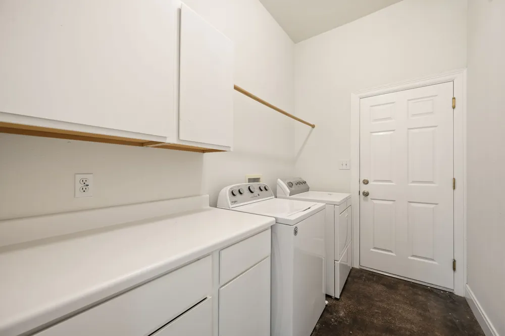 98 Brookhollow Drive Wimberley, TX 78676