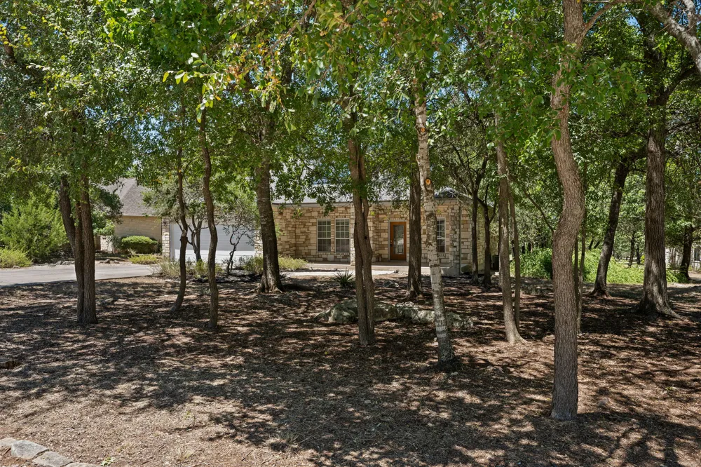 98 Brookhollow Drive Wimberley, TX 78676