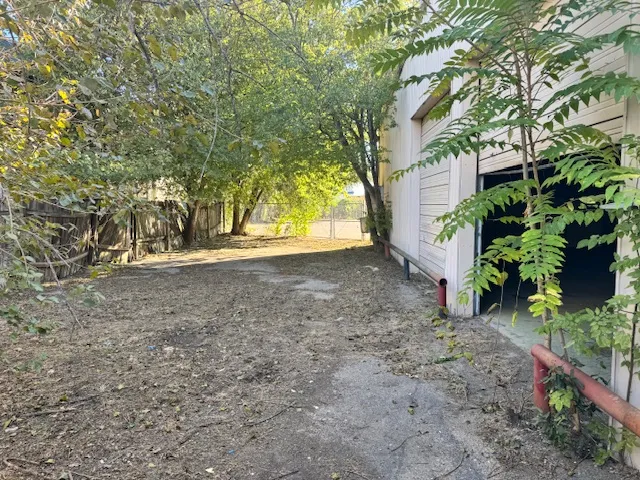 8231 Burnet Road Austin, TX 78757