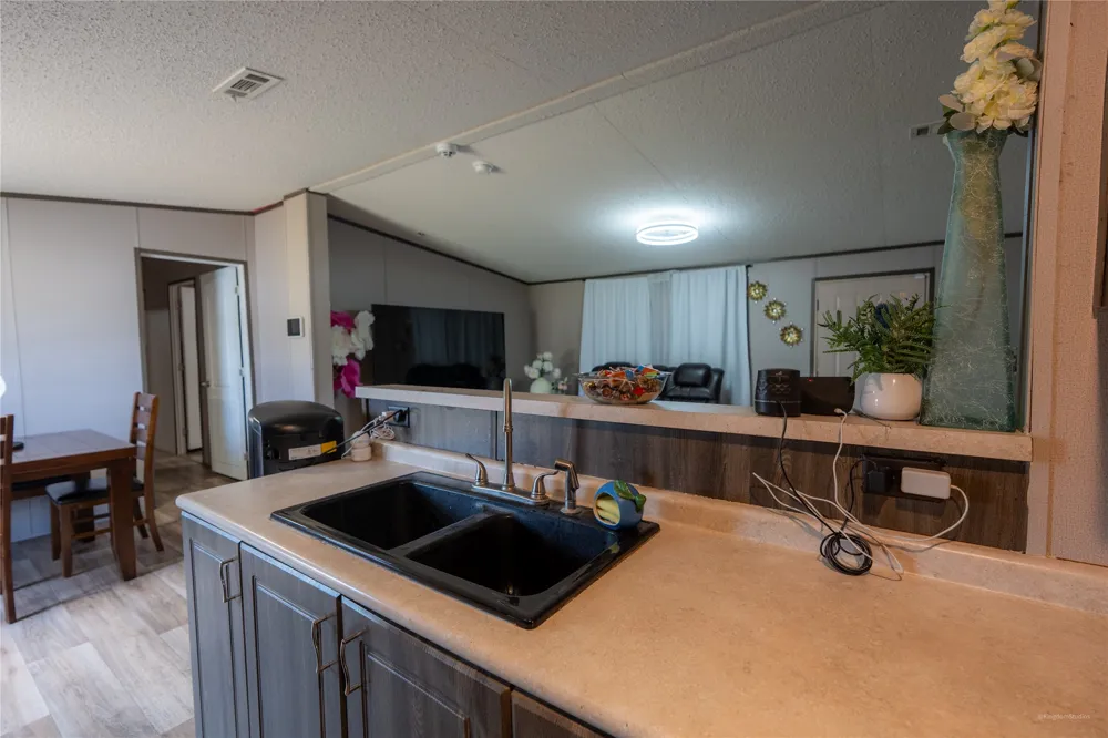 110 Arosa Drive Elgin, TX 78621
