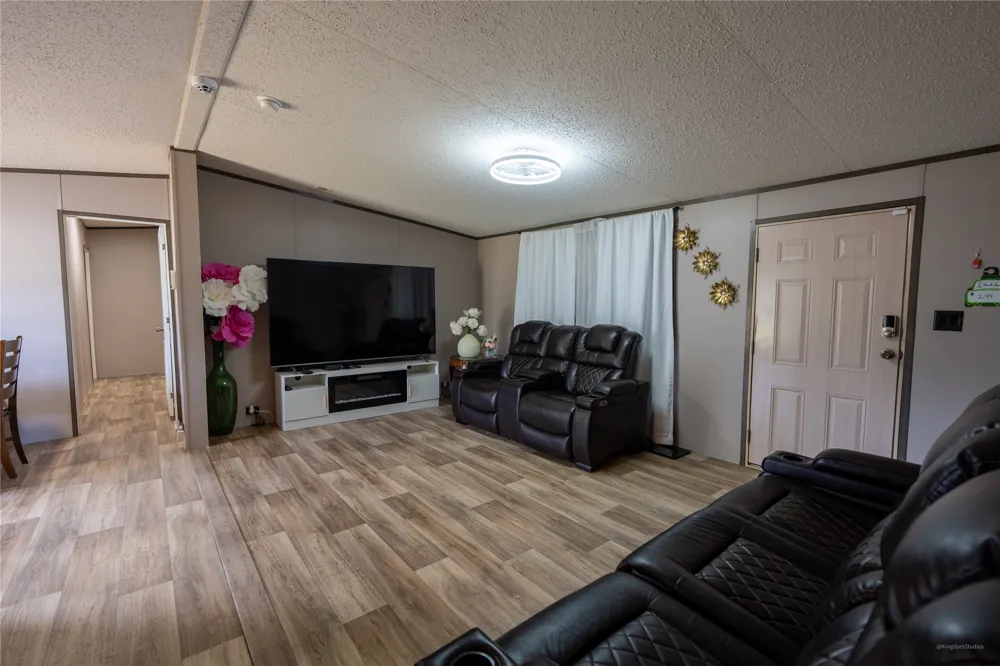 110 Arosa Drive Elgin, TX 78621