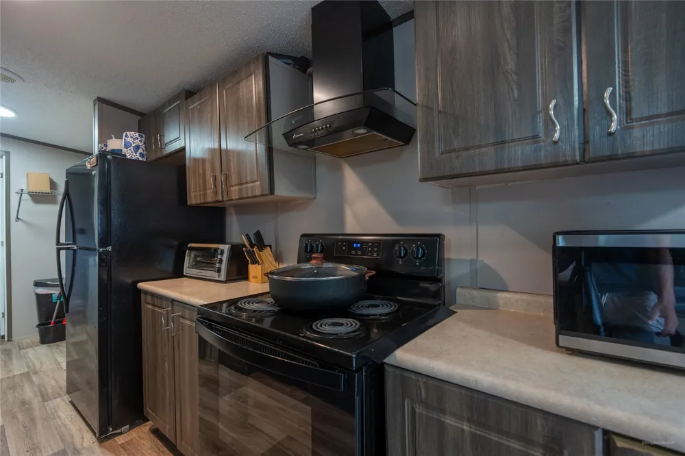 110 Arosa Drive Elgin, TX 78621