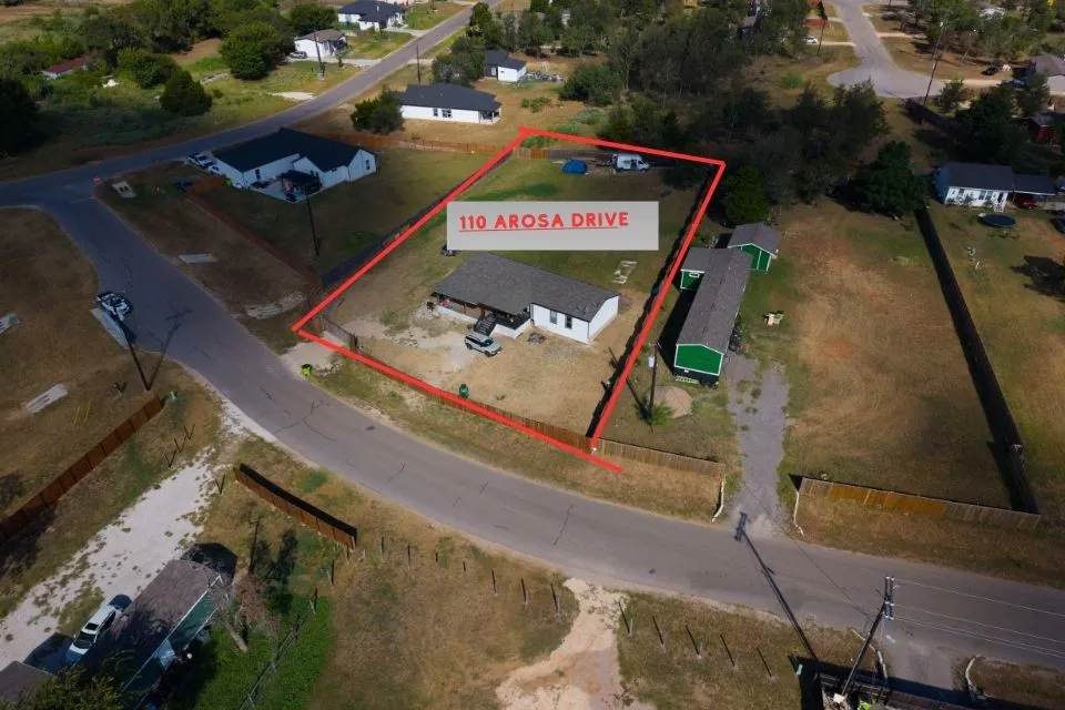 110 Arosa Drive Elgin, TX 78621