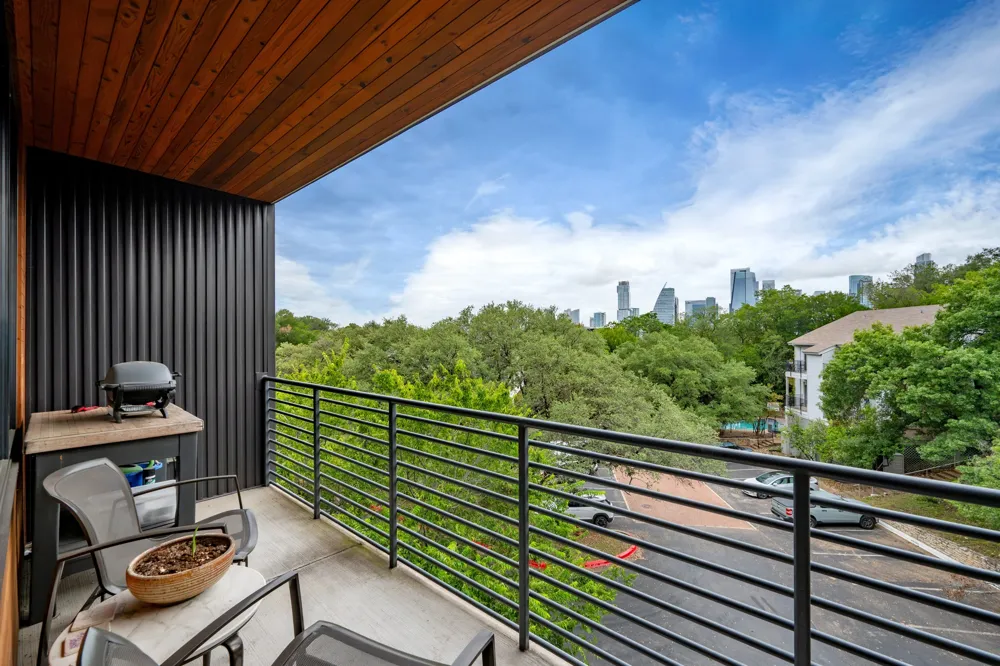 900 S 1st Street #312 Austin, TX 78704