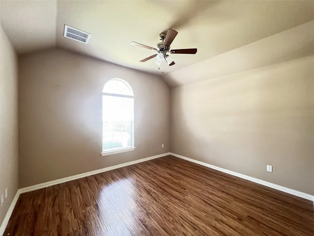 1817 Greyleaf Path Round Rock, TX 78665