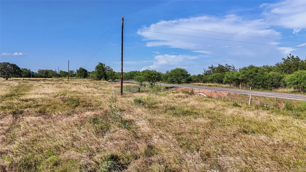 2179 E Highway 237 Round Top, TX 78954