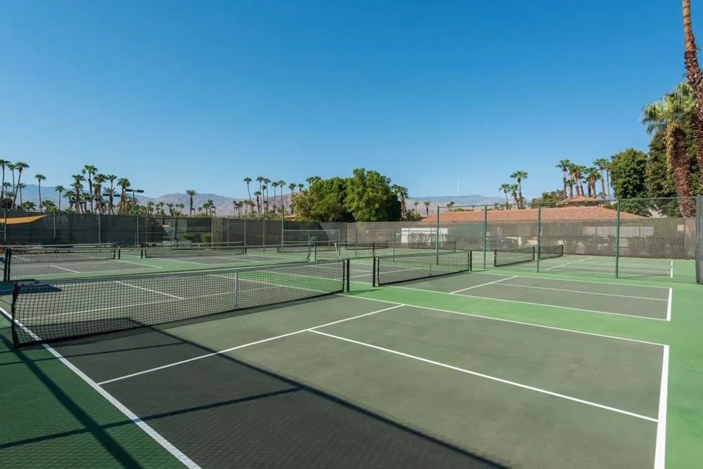 279 San Remo Street Palm Desert, CA 92260