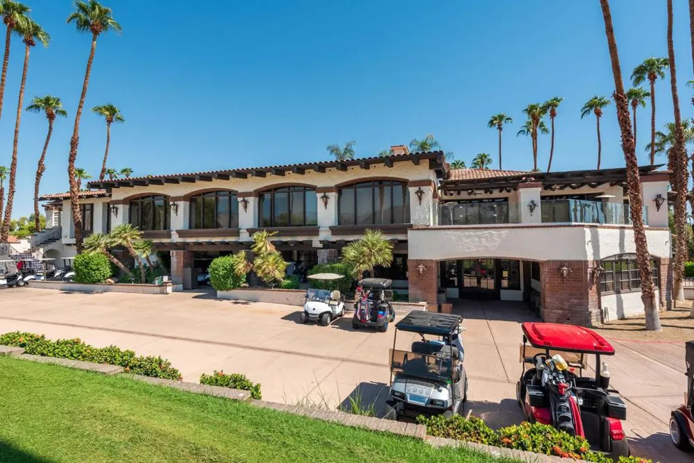 279 San Remo Street Palm Desert, CA 92260
