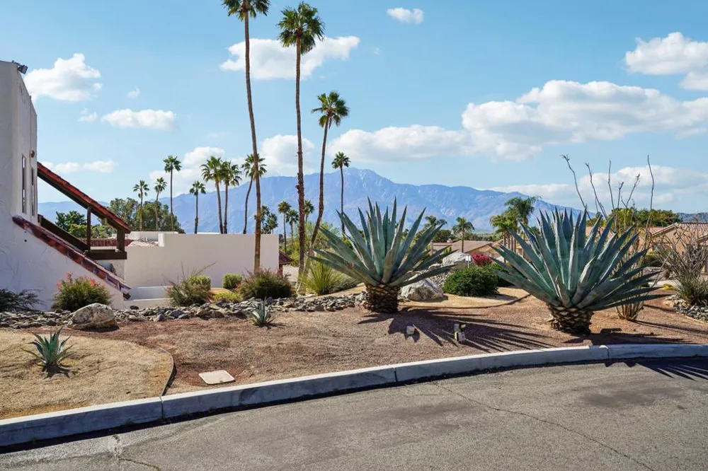 64382 Spyglass Avenue Desert Hot Springs, CA 92240