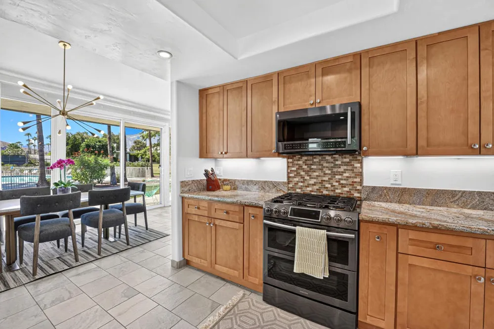 1707 Grand Bahama Drive W Palm Springs, CA 92264