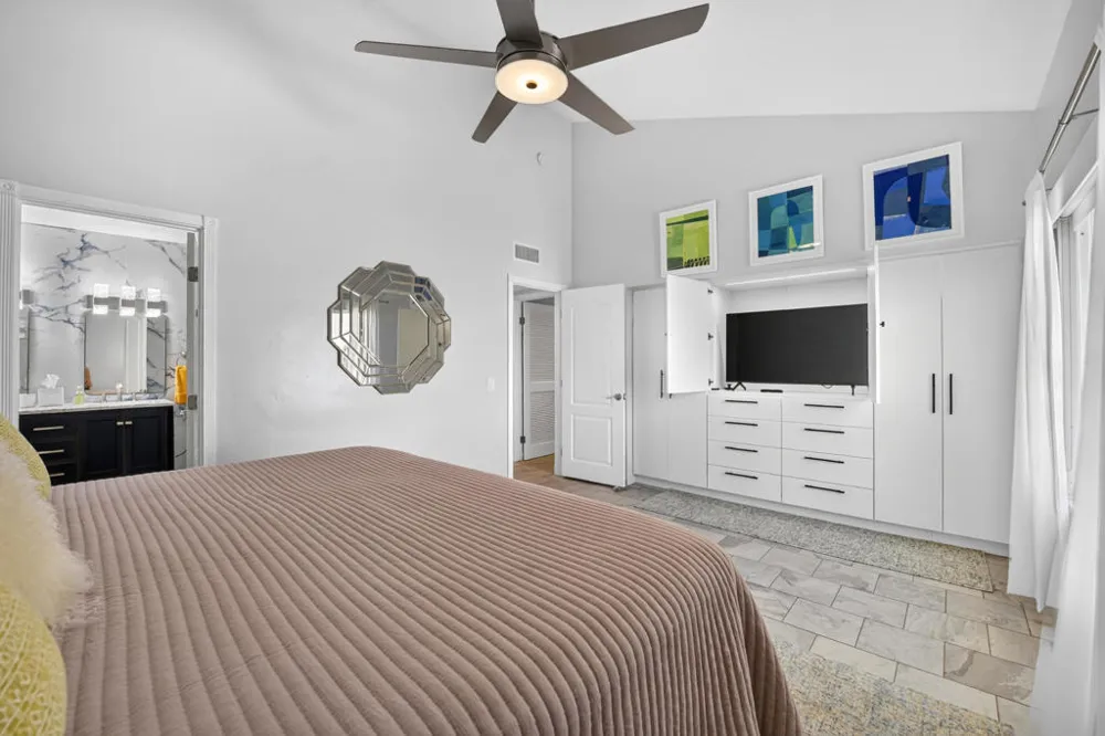 1707 Grand Bahama Drive W Palm Springs, CA 92264