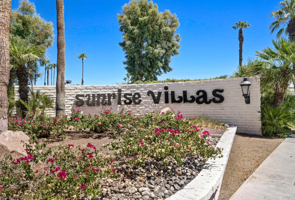 1707 Grand Bahama Drive W Palm Springs, CA 92264