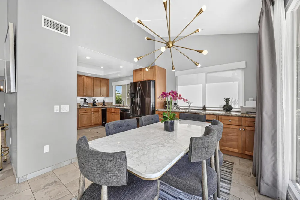 1707 Grand Bahama Drive W Palm Springs, CA 92264