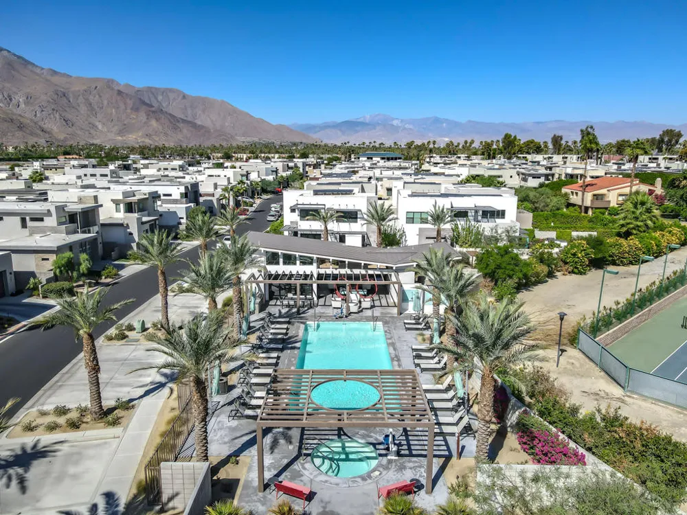 2720 Dancing Sands Drive Palm Springs, CA 92262