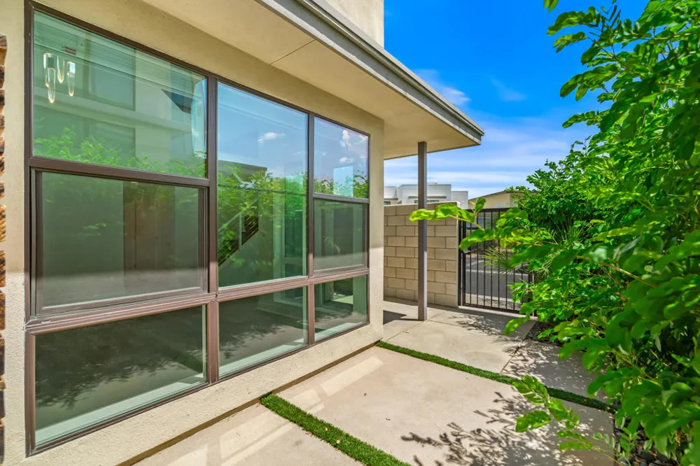 2720 Dancing Sands Drive Palm Springs, CA 92262