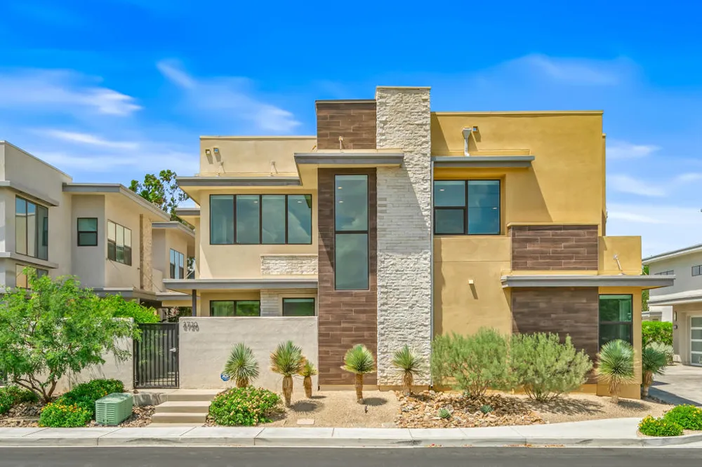 2720 Dancing Sands Drive Palm Springs, CA 92262