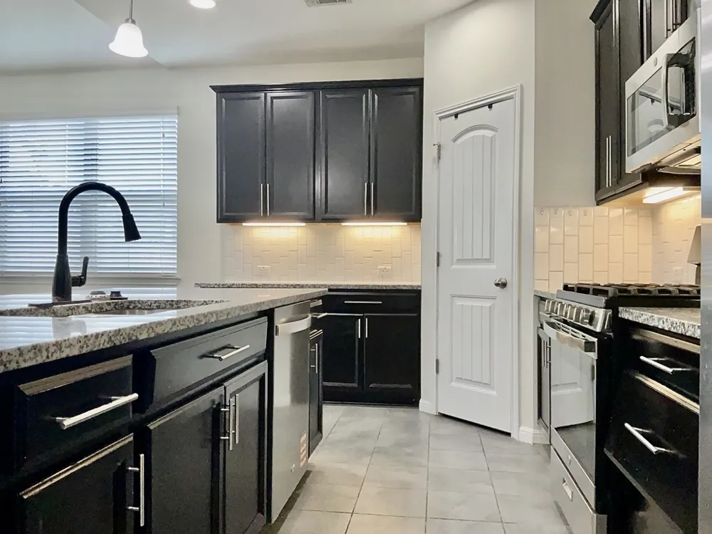 5681 Porano Circle Round Rock, TX 78665