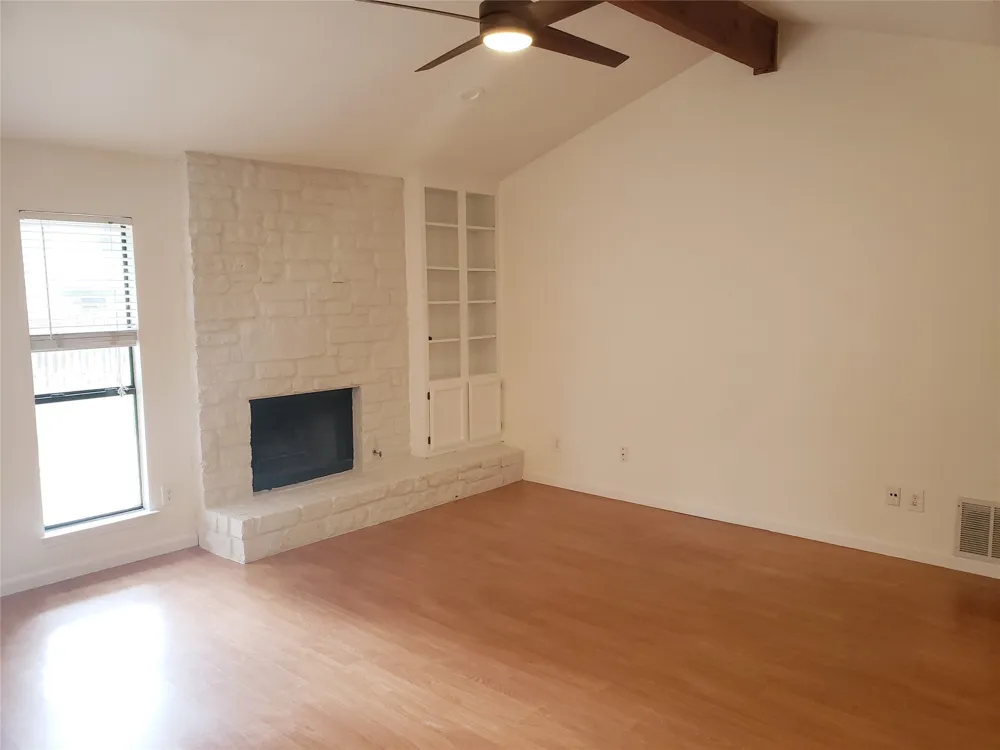 404 Oakridge Pass Cedar Park, TX 78613