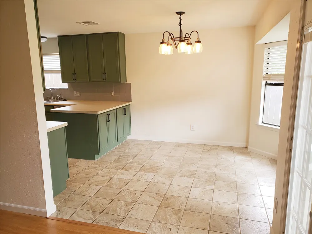 404 Oakridge Pass Cedar Park, TX 78613