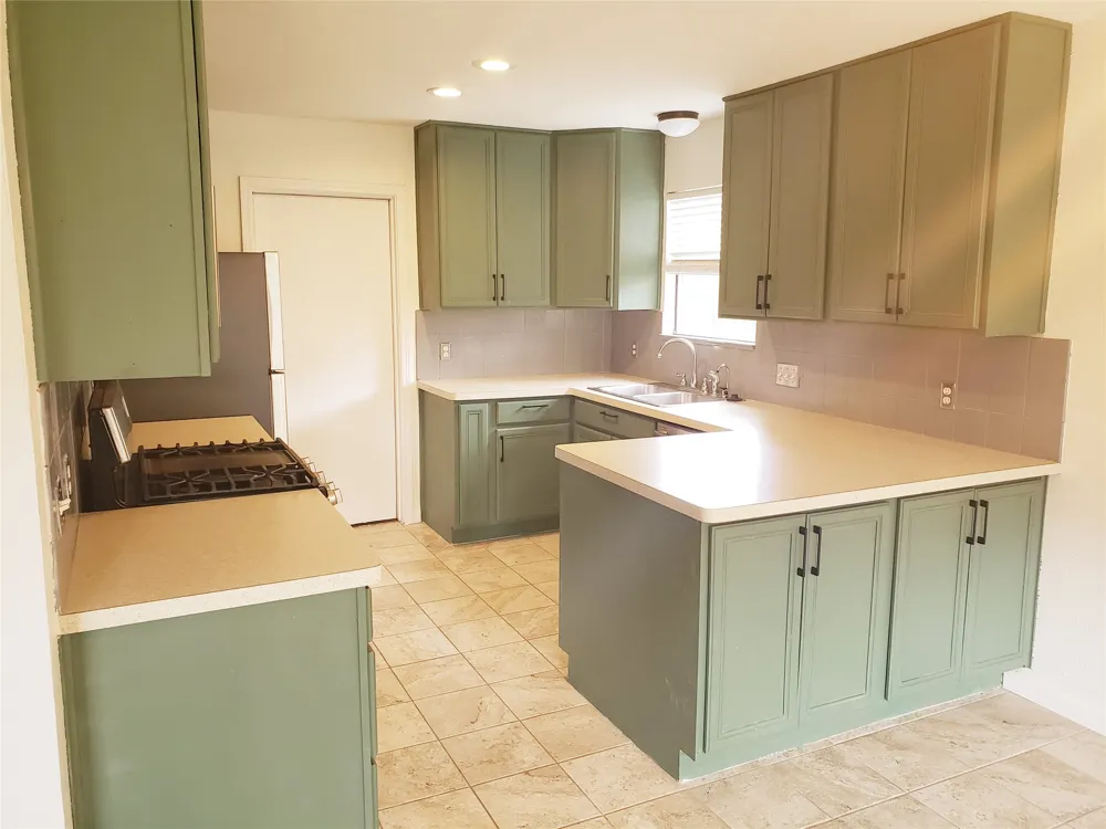404 Oakridge Pass Cedar Park, TX 78613