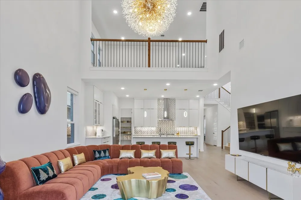305 Lariat Loop Liberty Hill, TX 78642