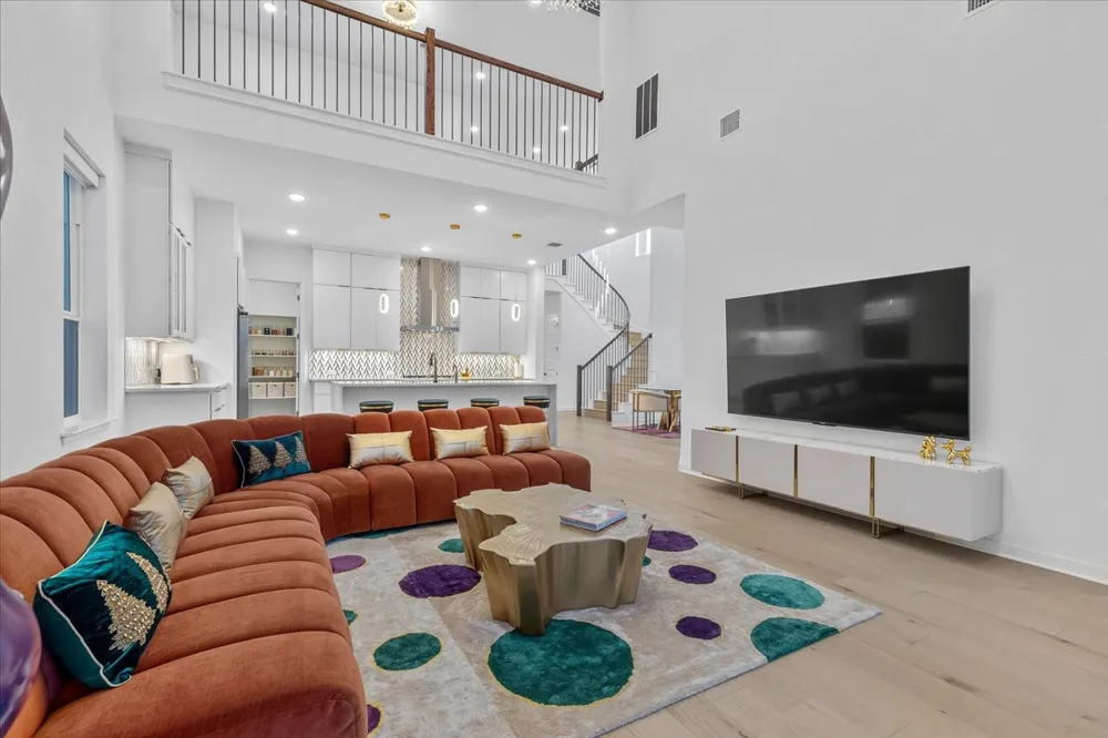 305 Lariat Loop Liberty Hill, TX 78642