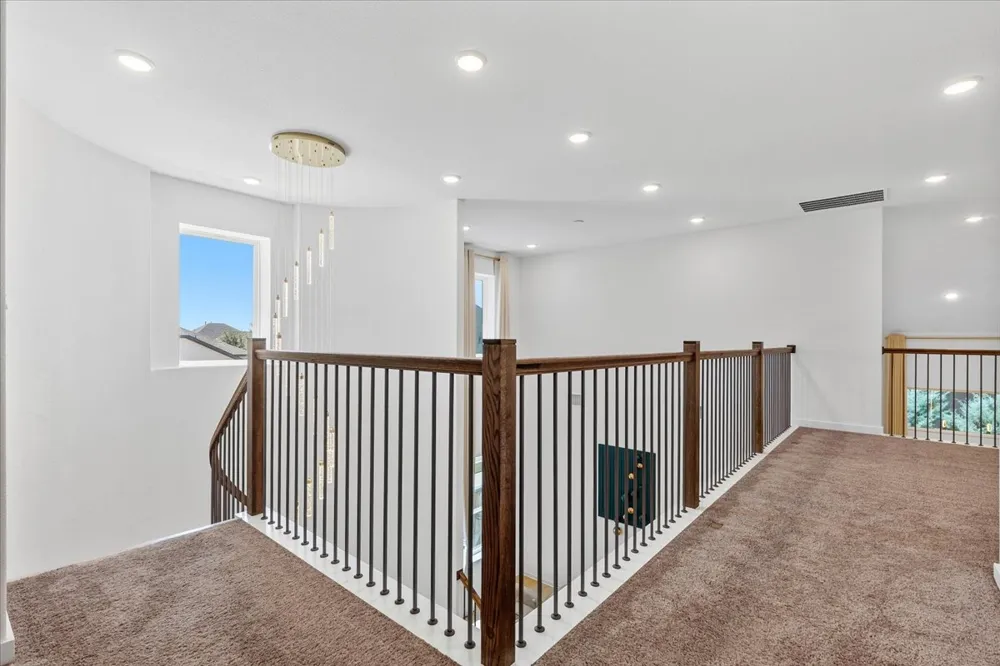 305 Lariat Loop Liberty Hill, TX 78642