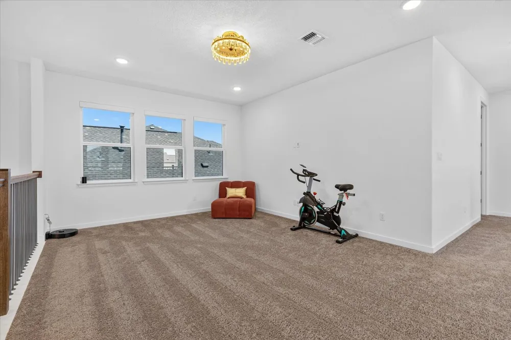 305 Lariat Loop Liberty Hill, TX 78642