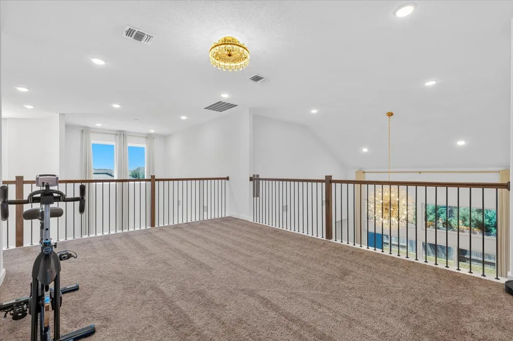 305 Lariat Loop Liberty Hill, TX 78642