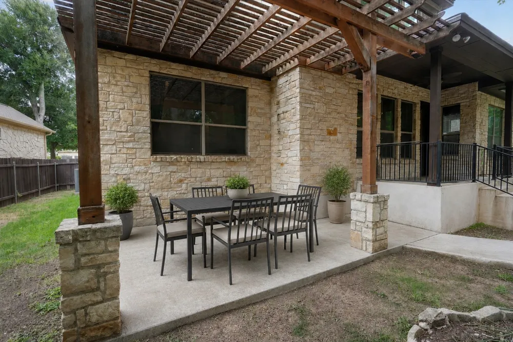 1711 Manada Trail Leander, TX 78641