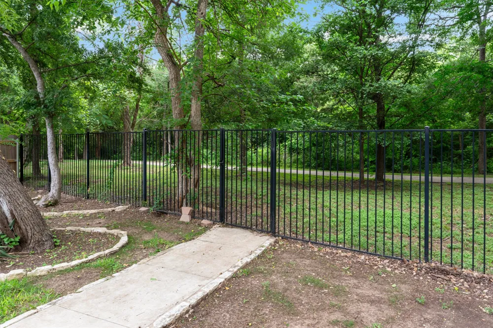 1711 Manada Trail Leander, TX 78641