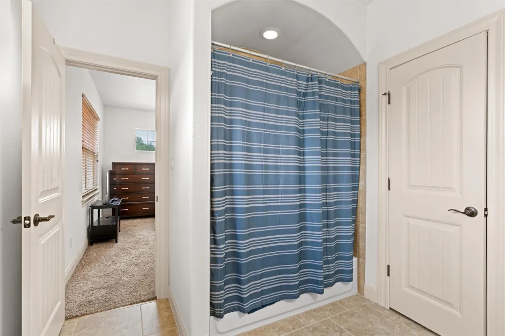1711 Manada Trail Leander, TX 78641