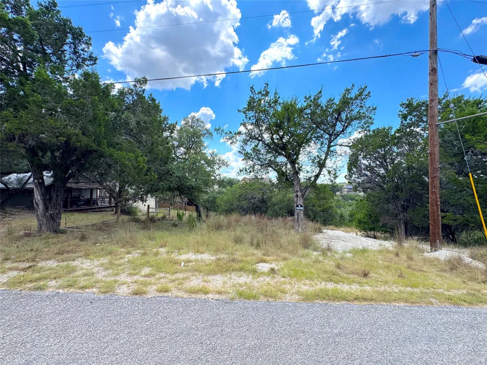 861 Riviera Drive Canyon Lake, TX 78133