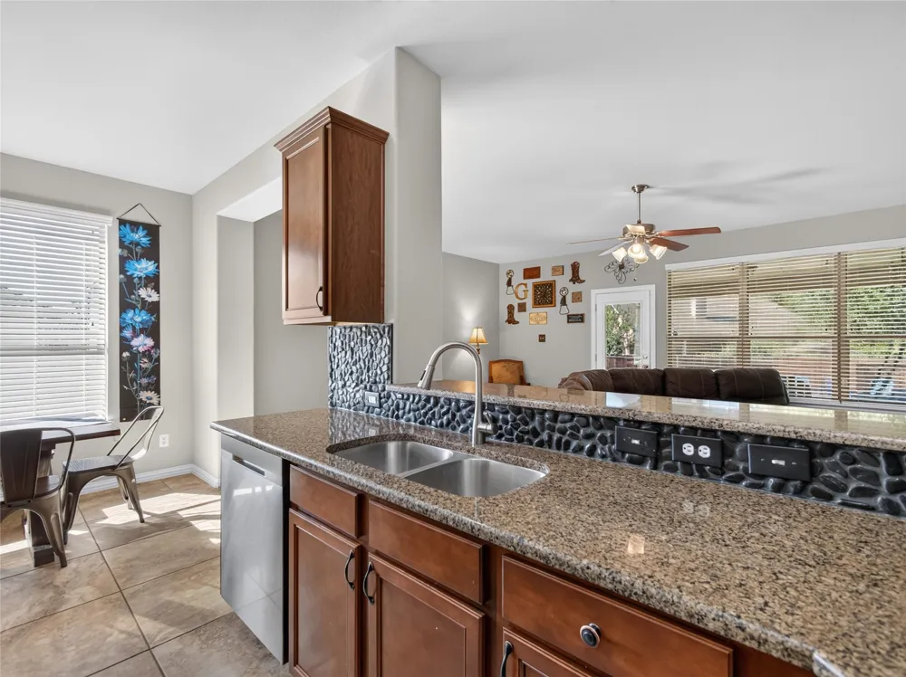 4711 Madrid Drive Georgetown, TX 78628