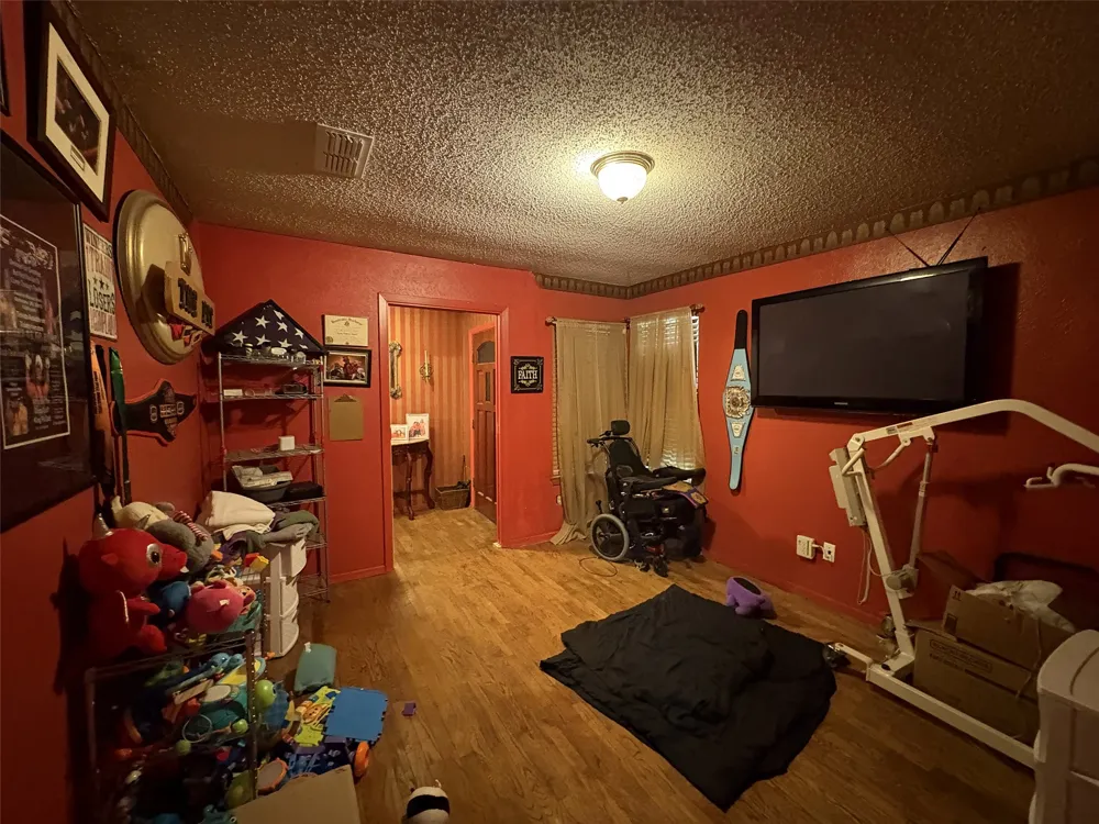 1006 Wisteria Circle Austin, TX 78753