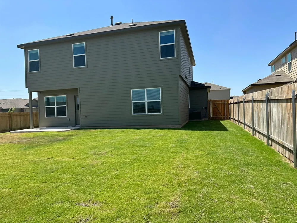 425 SALT SPRINGS ROAD Kyle, TX 78640
