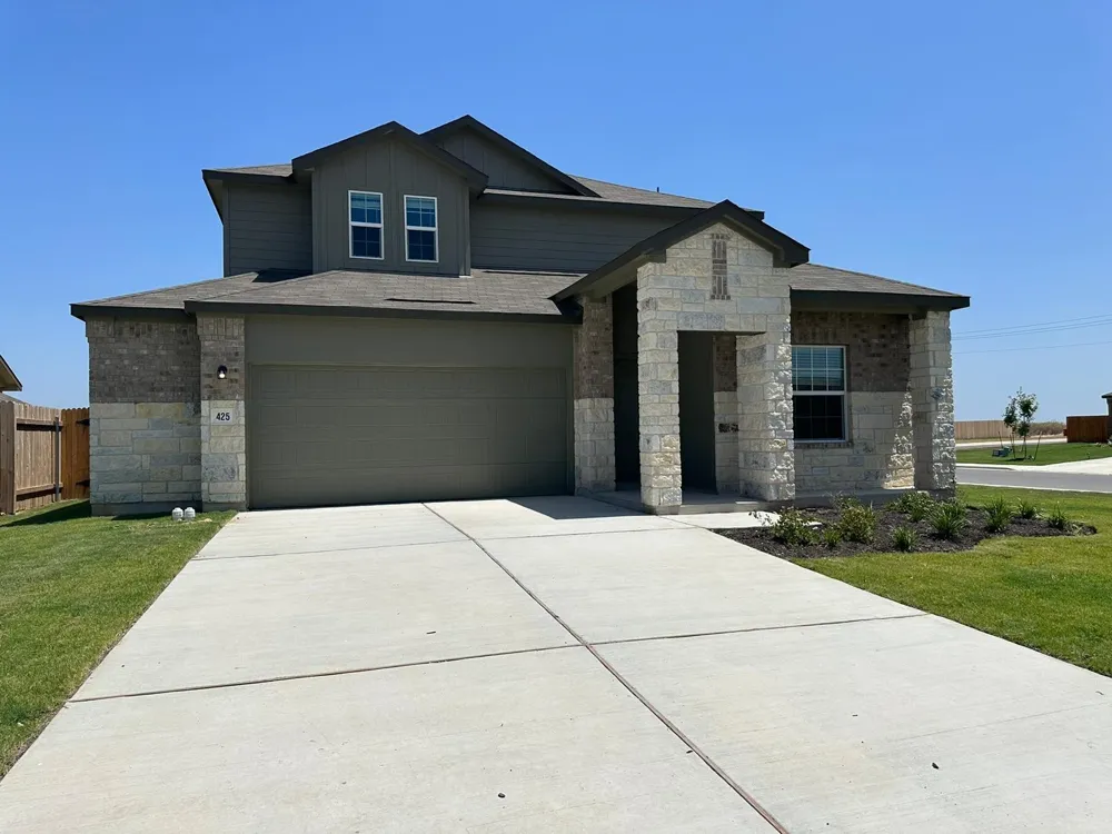 425 SALT SPRINGS ROAD Kyle, TX 78640
