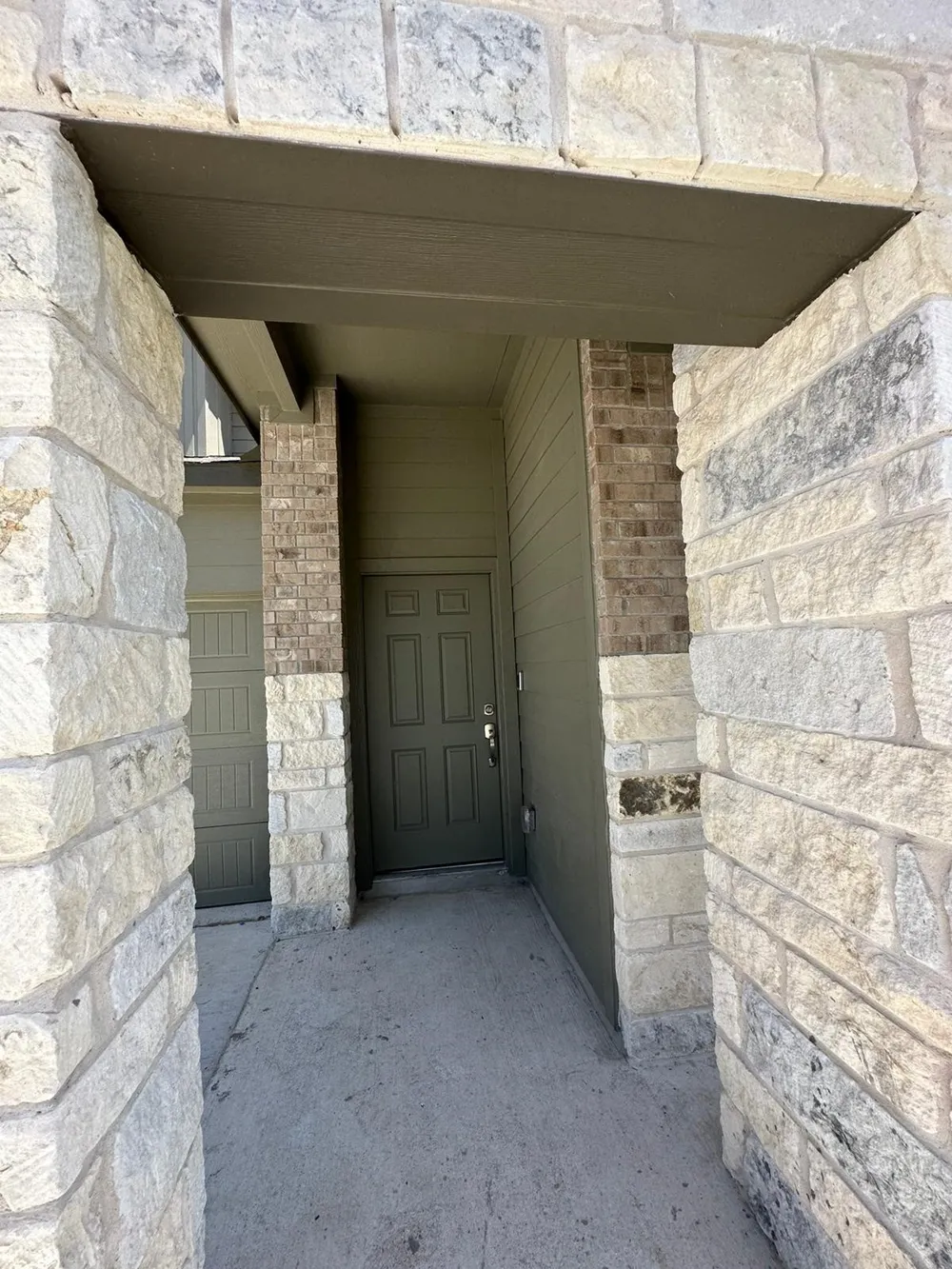 425 SALT SPRINGS ROAD Kyle, TX 78640