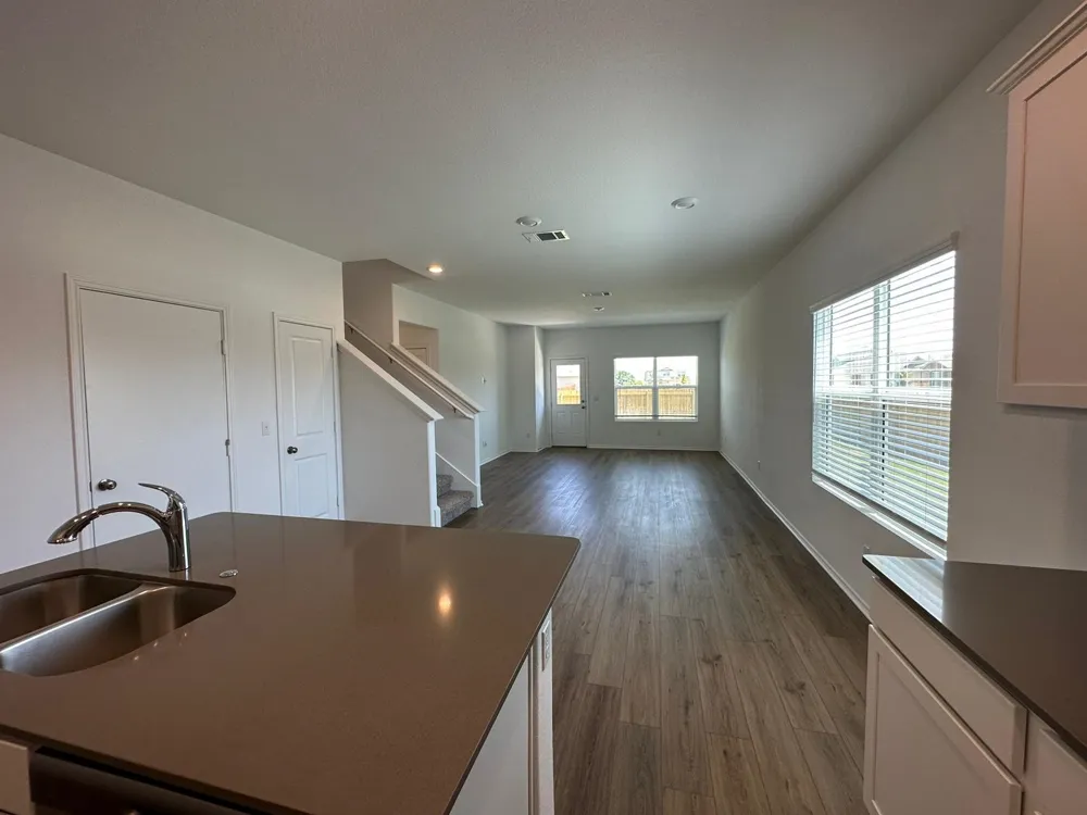425 SALT SPRINGS ROAD Kyle, TX 78640