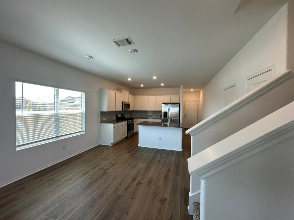 425 SALT SPRINGS ROAD Kyle, TX 78640
