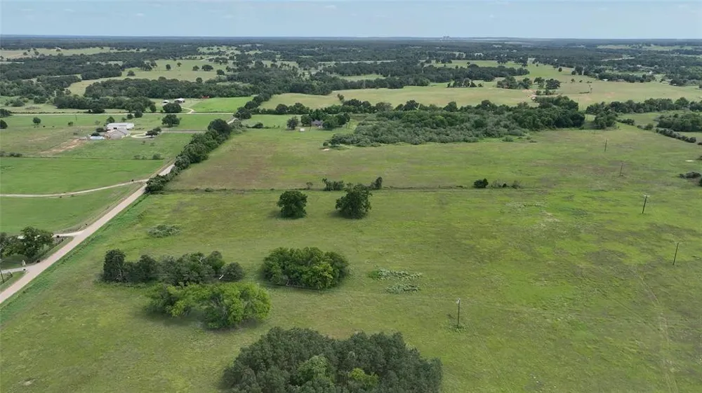 307 Rockdale, TX 76567