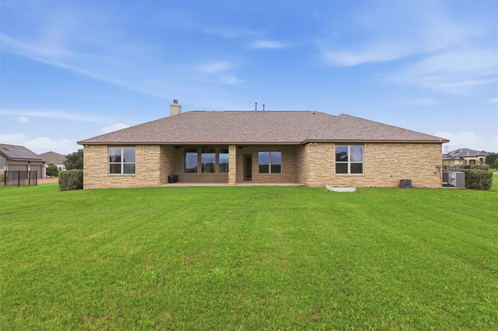 2440 Greatwood Trail Leander, TX 78641