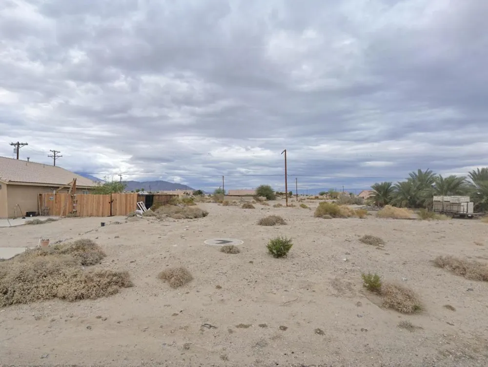 1436 Gemini Avenue Thermal, CA 92274