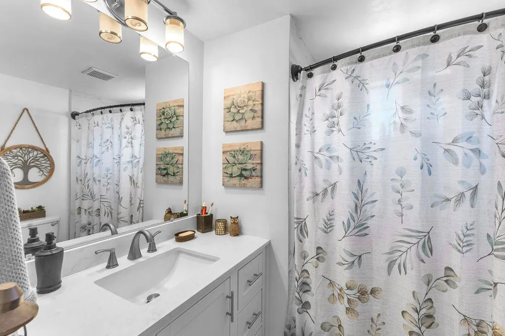 140 Jupiter Street Palm Springs, CA 92264