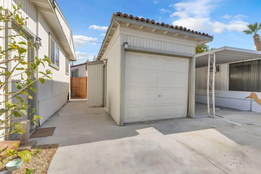 140 Jupiter Street Palm Springs, CA 92264